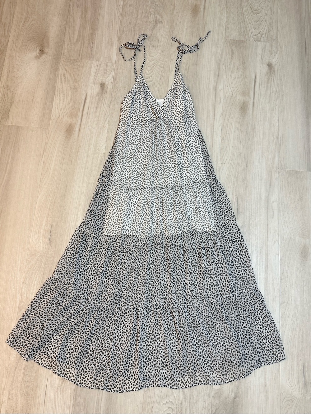 Abercrombie & Fitch Black and White Spotted Tie-Shoulder Maxi Dress